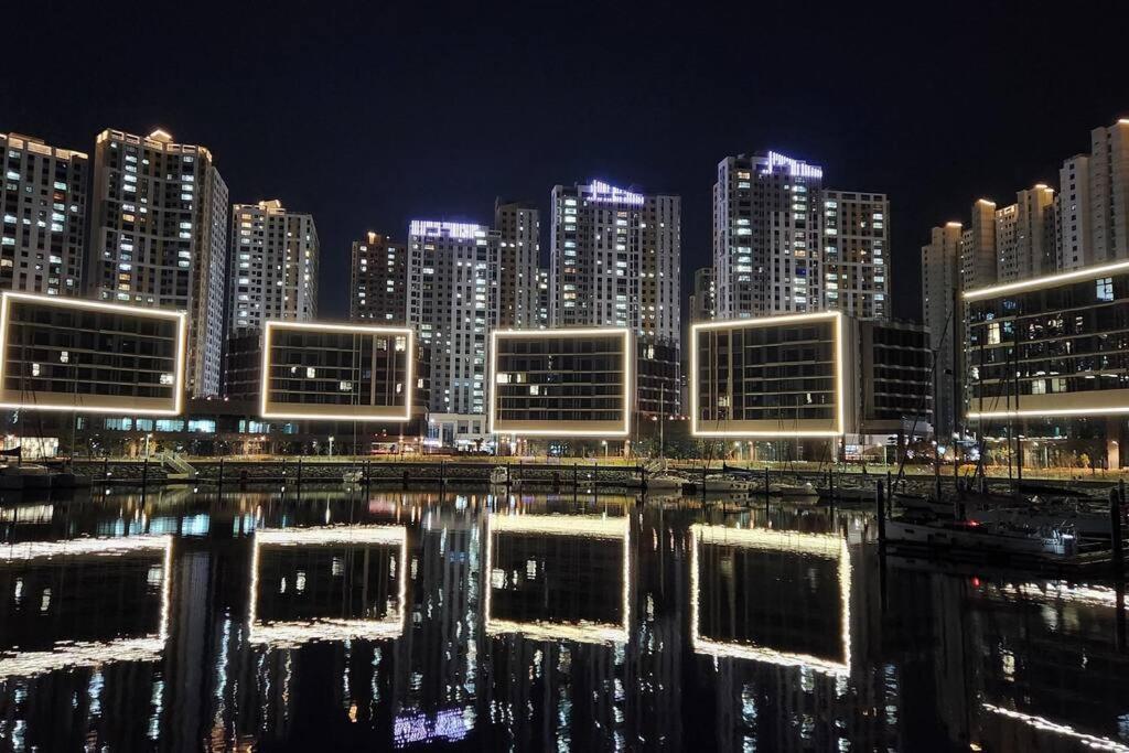 The Castle Ocean Marina Double Suite Yeosu Exterior foto